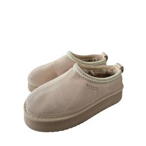 Koolaburra Size 9 Chunky Platform Suede Cozy Slippers Faux Fur Lining